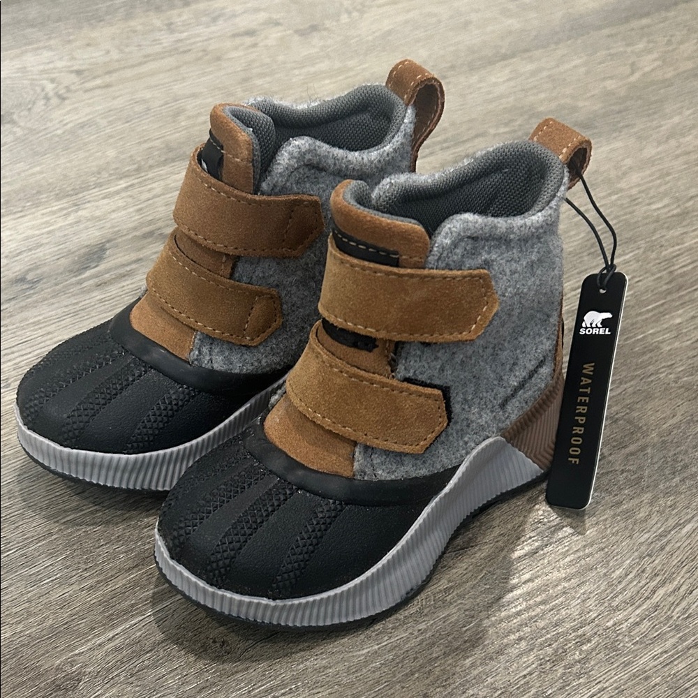 Sorel Kids Out and About Boots - Gray and Tan, size 9 Toddler